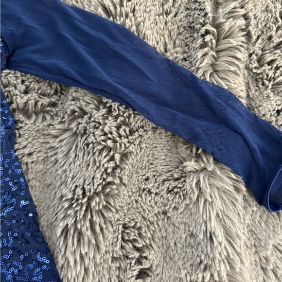 Sequin Performance Shift Dress
D9614
Balera Performance - Dancewearsolut… - Picture 9 of 10